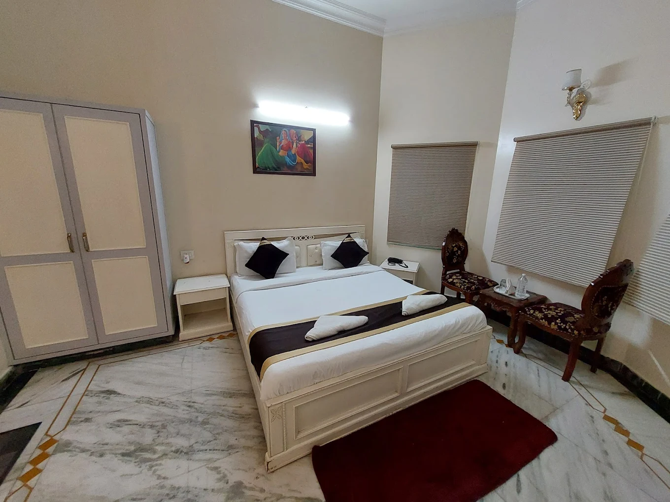 Guest room at Shakuntala Palace