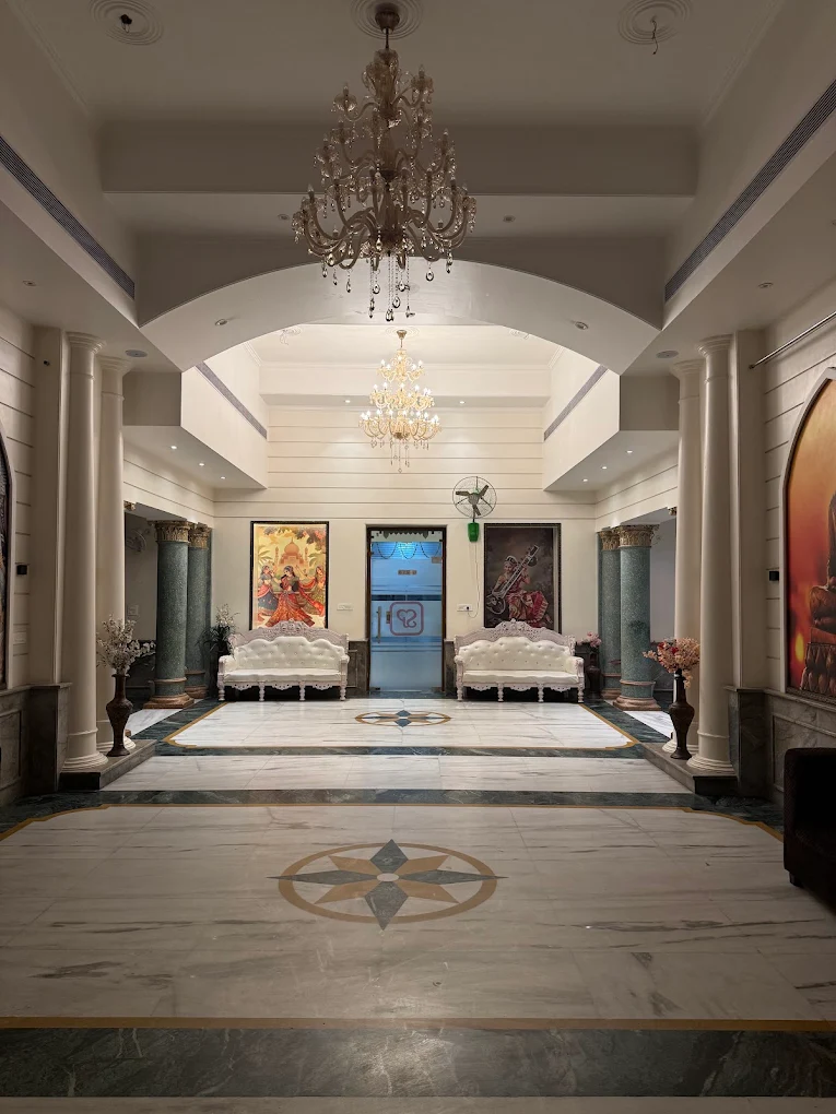 Grand chandelier hall